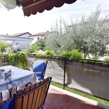 Für Paare In Der Nähe Des Zentrums Apartment Umag